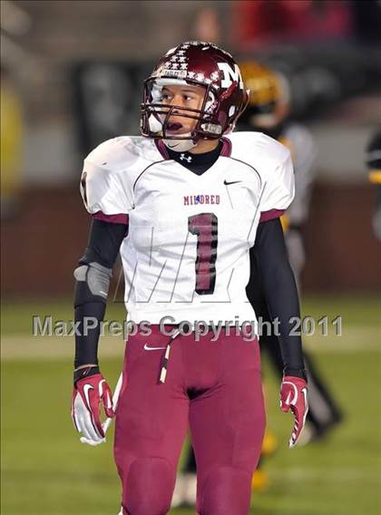 Thumbnail 3 in Mildred vs. Cisco (2A Division 2 Semifinal) photogallery.