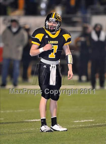 Thumbnail 3 in Mildred vs. Cisco (2A Division 2 Semifinal) photogallery.