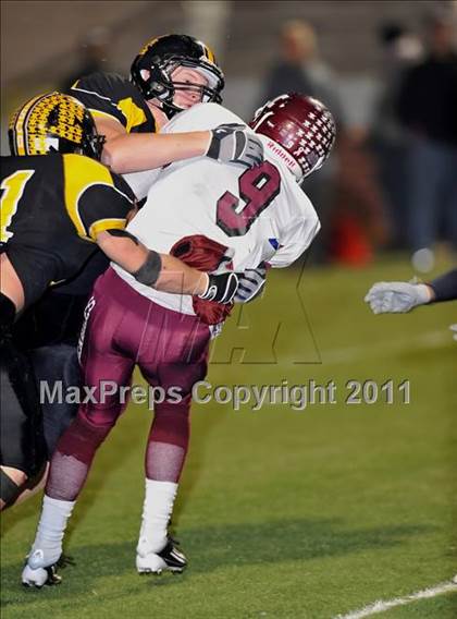 Thumbnail 2 in Mildred vs. Cisco (2A Division 2 Semifinal) photogallery.