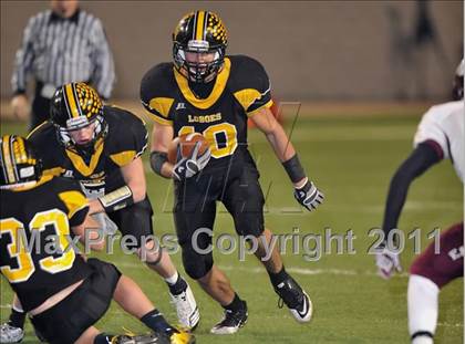 Thumbnail 3 in Mildred vs. Cisco (2A Division 2 Semifinal) photogallery.