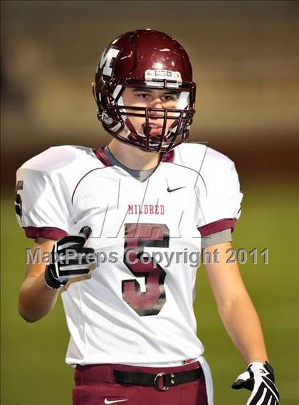 Thumbnail 3 in Mildred vs. Cisco (2A Division 2 Semifinal) photogallery.