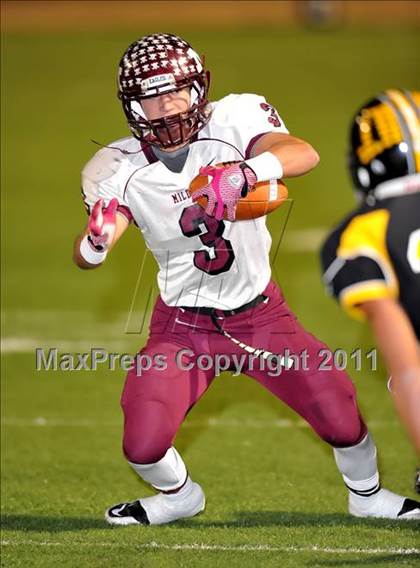 Thumbnail 3 in Mildred vs. Cisco (2A Division 2 Semifinal) photogallery.