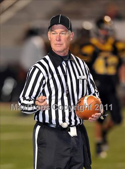 Thumbnail 2 in Mildred vs. Cisco (2A Division 2 Semifinal) photogallery.