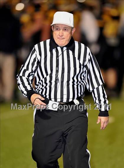 Thumbnail 2 in Mildred vs. Cisco (2A Division 2 Semifinal) photogallery.