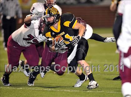 Thumbnail 2 in Mildred vs. Cisco (2A Division 2 Semifinal) photogallery.