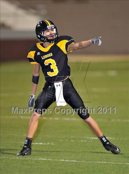 Thumbnail 2 in Mildred vs. Cisco (2A Division 2 Semifinal) photogallery.