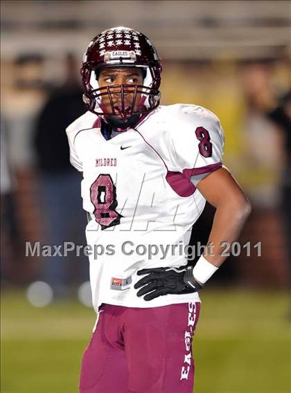 Thumbnail 2 in Mildred vs. Cisco (2A Division 2 Semifinal) photogallery.