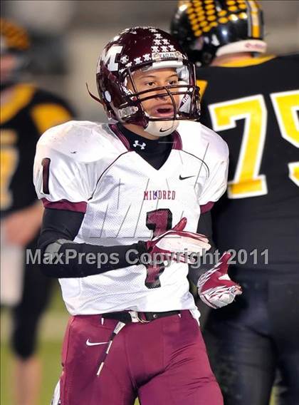 Thumbnail 3 in Mildred vs. Cisco (2A Division 2 Semifinal) photogallery.