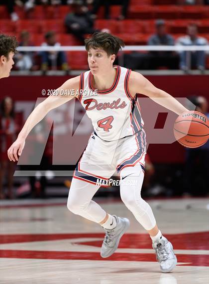 Thumbnail 2 in Bountiful vs. Springville (UHSAA 5A Quarterfinal) photogallery.