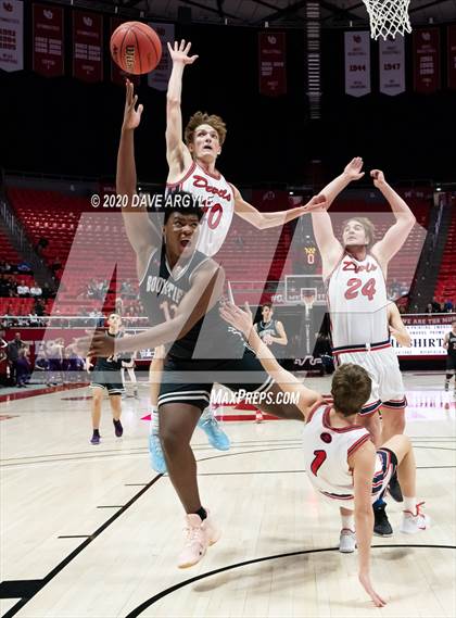 Thumbnail 3 in Bountiful vs. Springville (UHSAA 5A Quarterfinal) photogallery.