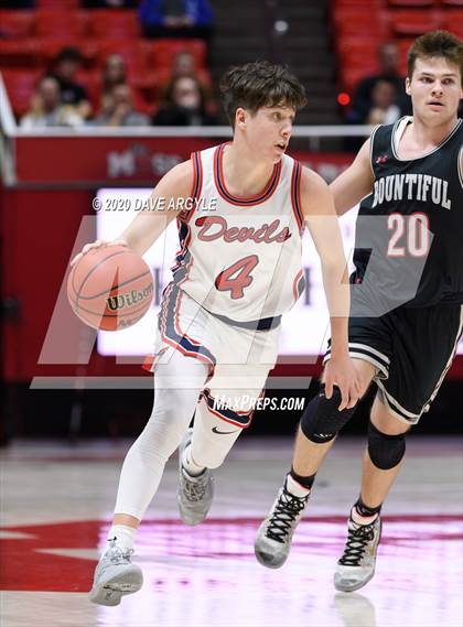 Thumbnail 1 in Bountiful vs. Springville (UHSAA 5A Quarterfinal) photogallery.