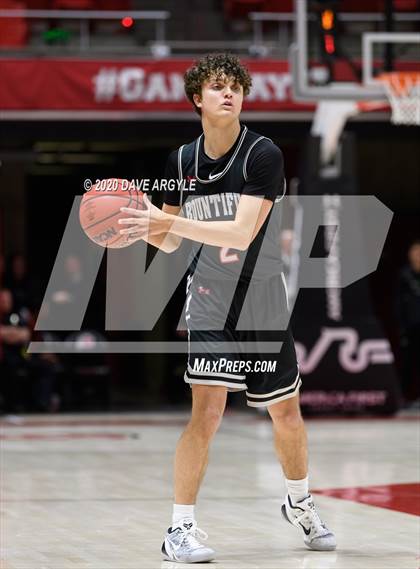Thumbnail 3 in Bountiful vs. Springville (UHSAA 5A Quarterfinal) photogallery.