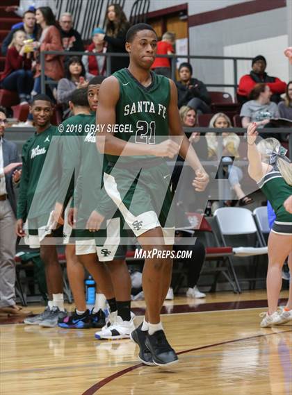 Thumbnail 3 in Edmond Santa Fe vs. Edmond Memorial photogallery.