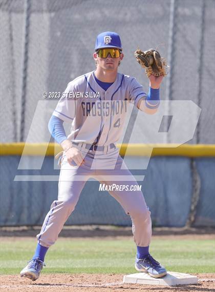 Thumbnail 2 in Grossmont @ Granite Hills photogallery.