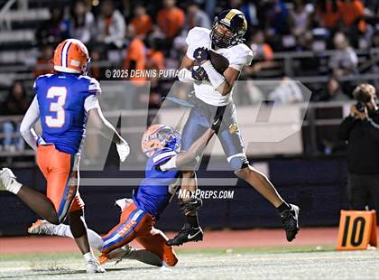 Thumbnail 3 in Lincoln @ Santa Teresa photogallery.