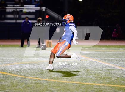 Thumbnail 3 in Lincoln @ Santa Teresa photogallery.