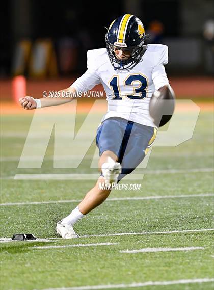 Thumbnail 3 in Lincoln @ Santa Teresa photogallery.