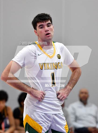 Thumbnail 1 in Birmingham vs. Vanden (Fortune Showcase) photogallery.