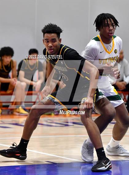 Thumbnail 2 in Birmingham vs. Vanden (Fortune Showcase) photogallery.