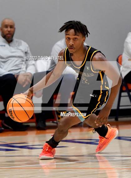 Thumbnail 2 in Birmingham vs. Vanden (Fortune Showcase) photogallery.