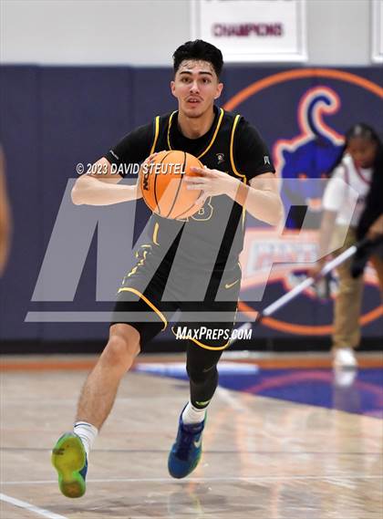 Thumbnail 2 in Birmingham vs. Vanden (Fortune Showcase) photogallery.
