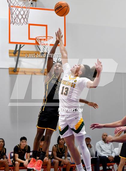 Thumbnail 3 in Birmingham vs. Vanden (Fortune Showcase) photogallery.