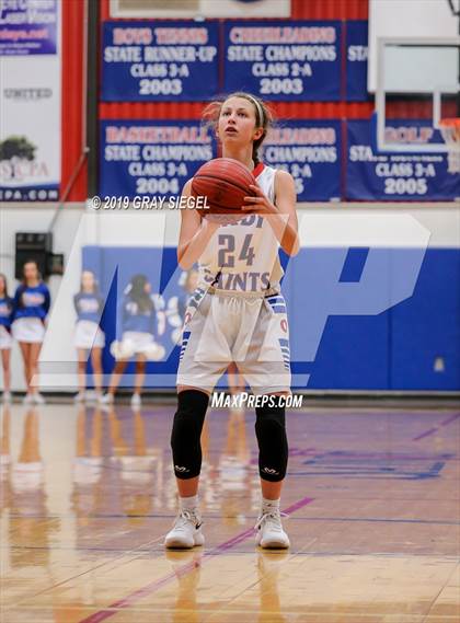 Thumbnail 1 in Oklahoma Christian vs Crossings Christian photogallery.