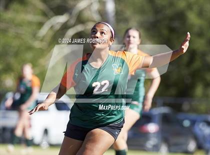 Thumbnail 2 in Mandarin vs Bishop Kenny (ESJ Invitational) photogallery.
