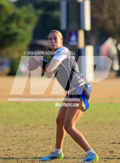 Thumbnail 1 in Washington vs New Bern photogallery.