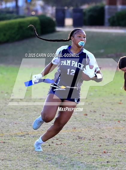 Thumbnail 1 in Washington vs New Bern photogallery.