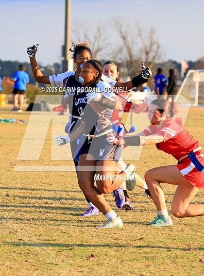 Thumbnail 3 in Washington vs New Bern photogallery.