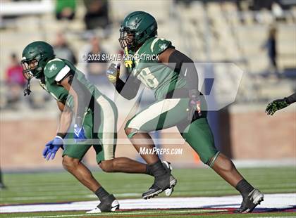 Thumbnail 2 in DeSoto vs Southlake Carroll (6A Div II Semifinal) photogallery.