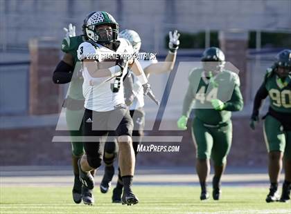 Thumbnail 1 in DeSoto vs Southlake Carroll (6A Div II Semifinal) photogallery.