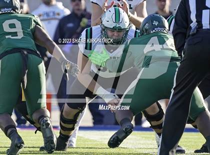 Thumbnail 3 in DeSoto vs Southlake Carroll (6A Div II Semifinal) photogallery.