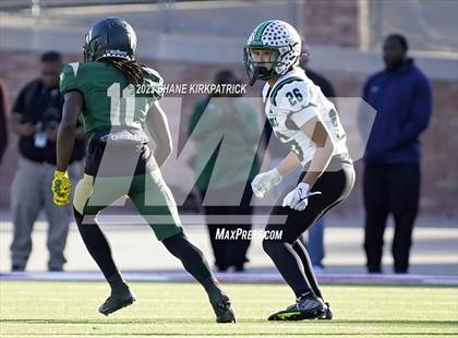 Thumbnail 2 in DeSoto vs Southlake Carroll (6A Div II Semifinal) photogallery.