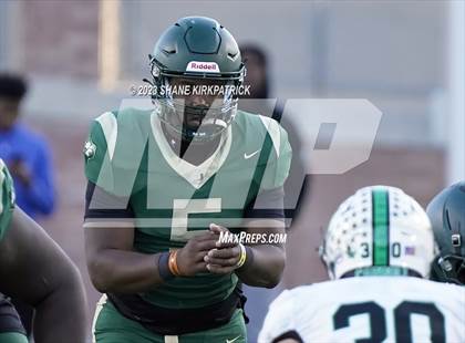 Thumbnail 3 in DeSoto vs Southlake Carroll (6A Div II Semifinal) photogallery.