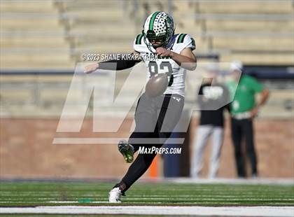 Thumbnail 3 in DeSoto vs Southlake Carroll (6A Div II Semifinal) photogallery.