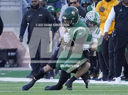 Thumbnail 2 in DeSoto vs Southlake Carroll (6A Div II Semifinal) photogallery.