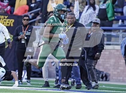 Thumbnail 3 in DeSoto vs Southlake Carroll (6A Div II Semifinal) photogallery.
