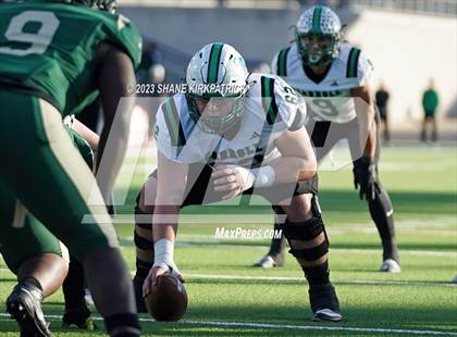 Thumbnail 2 in DeSoto vs Southlake Carroll (6A Div II Semifinal) photogallery.