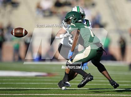 Thumbnail 3 in DeSoto vs Southlake Carroll (6A Div II Semifinal) photogallery.