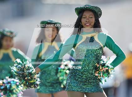 Thumbnail 2 in DeSoto vs Southlake Carroll (6A Div II Semifinal) photogallery.