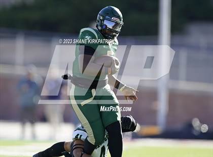 Thumbnail 3 in DeSoto vs Southlake Carroll (6A Div II Semifinal) photogallery.