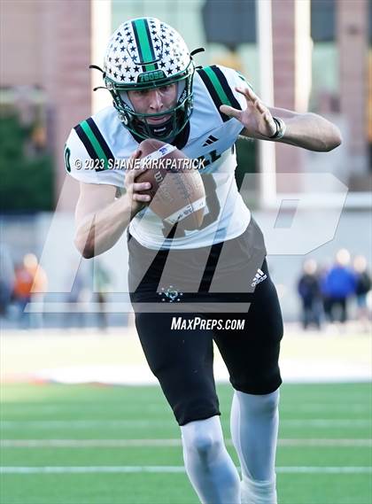 Thumbnail 2 in DeSoto vs Southlake Carroll (6A Div II Semifinal) photogallery.