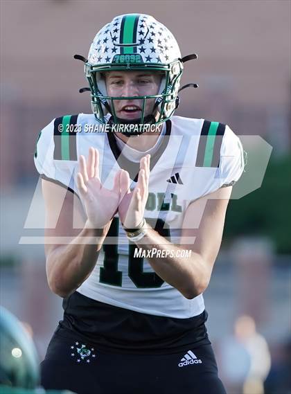 Thumbnail 3 in DeSoto vs Southlake Carroll (6A Div II Semifinal) photogallery.