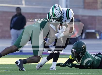 Thumbnail 1 in DeSoto vs Southlake Carroll (6A Div II Semifinal) photogallery.