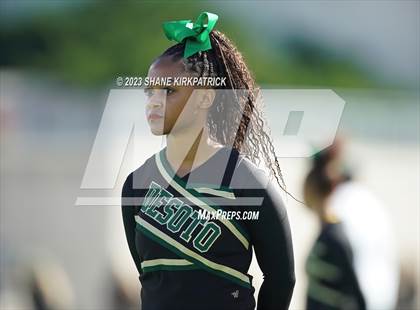 Thumbnail 2 in DeSoto vs Southlake Carroll (6A Div II Semifinal) photogallery.
