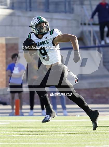 Thumbnail 3 in DeSoto vs Southlake Carroll (6A Div II Semifinal) photogallery.