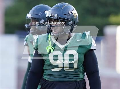 Thumbnail 1 in DeSoto vs Southlake Carroll (6A Div II Semifinal) photogallery.