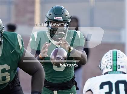 Thumbnail 2 in DeSoto vs Southlake Carroll (6A Div II Semifinal) photogallery.
